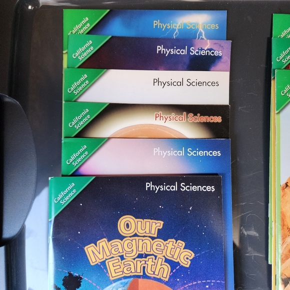 Lot of 12 Scott Foresman California Science books Physical, life & Earth Science - Picture 4 of 5